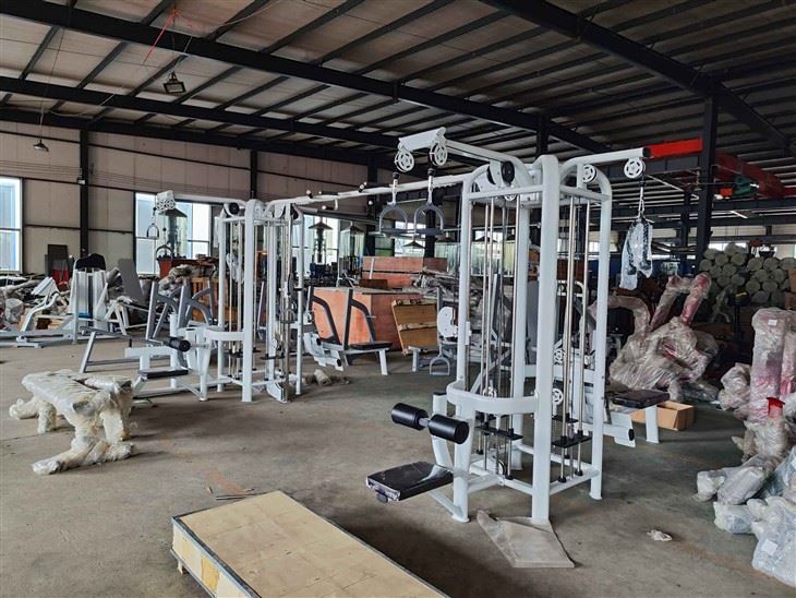 Multi 8 Station: Multi-Person Simultaneous Shaping high quality
